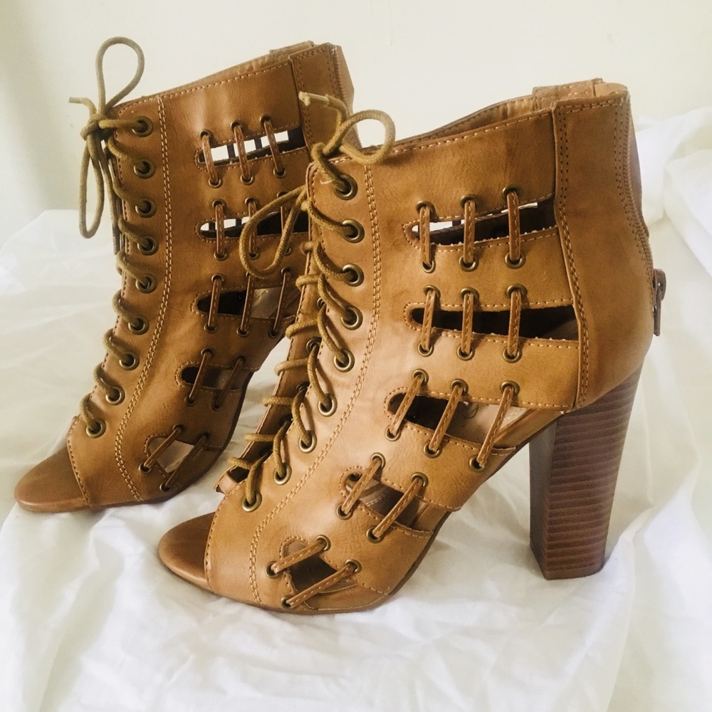 Liliana Lace Tie-Up Heels